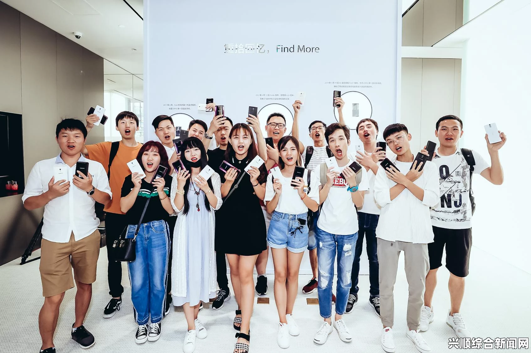 我只喜欢你11h：在细腻情感中探索青春的热烈与迷醉，揭开爱的每一个瞬间与真实碰撞。