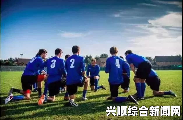 幼儿园冬天赤膊跑活动引争议，孩子冻哭在起跑线