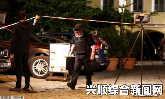 土总理与德内政部长前往爆炸案现场向遇难者献花（图）