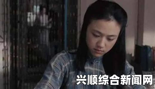娇妻被两个老头疯狂进出西施被曜捅翻白眼，激荡心潮与情绪的碰撞，让我们一同见证这场华丽的命运逆转！