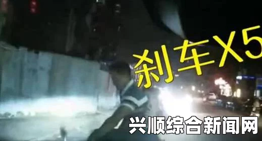 一家乱战_第07集：激情碰撞，紧张氛围让人心跳加速，精彩画面展现家庭纷争的复杂与深刻。