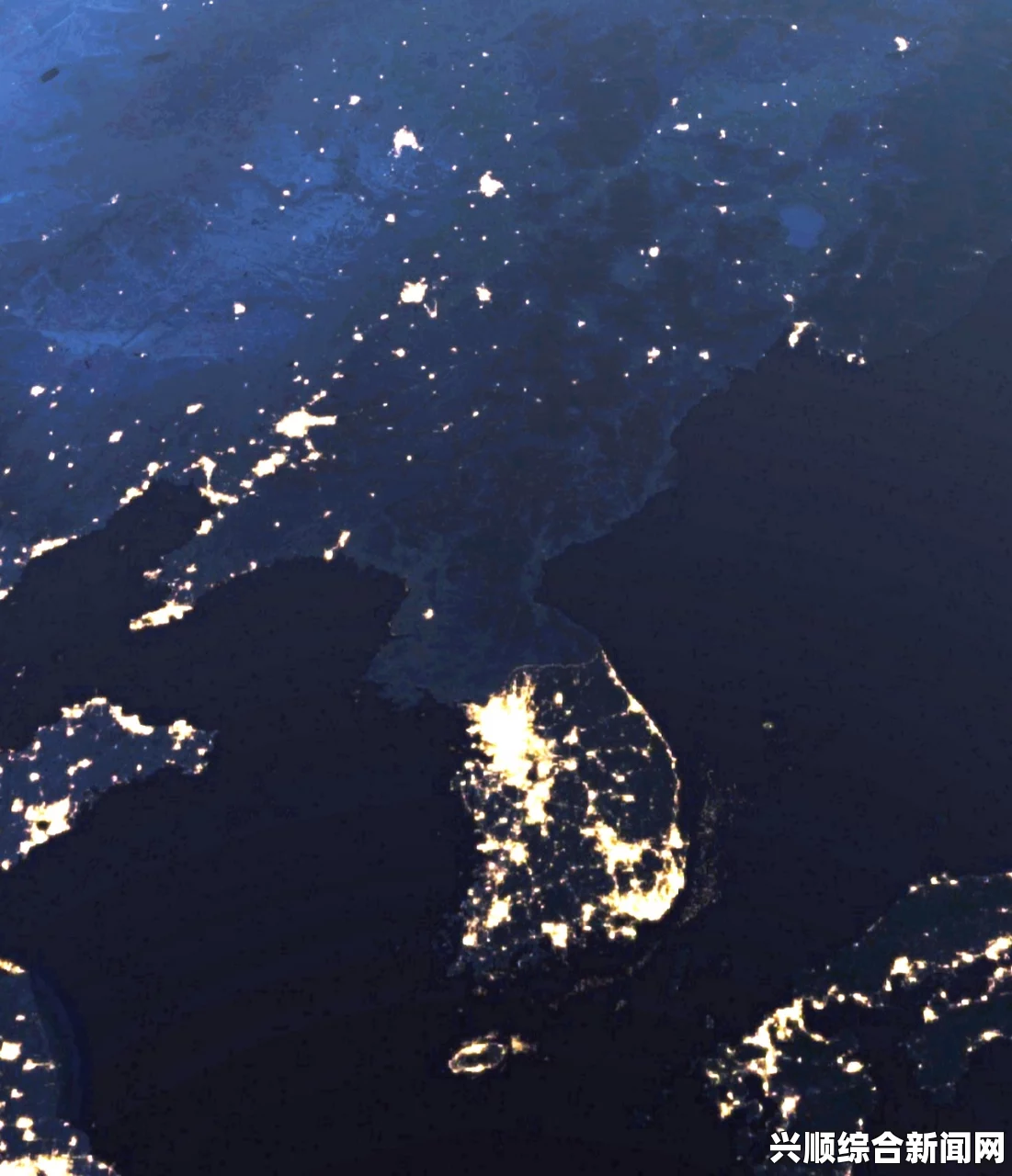 卫星图片揭示，朝鲜半岛夜晚的南明北暗之谜