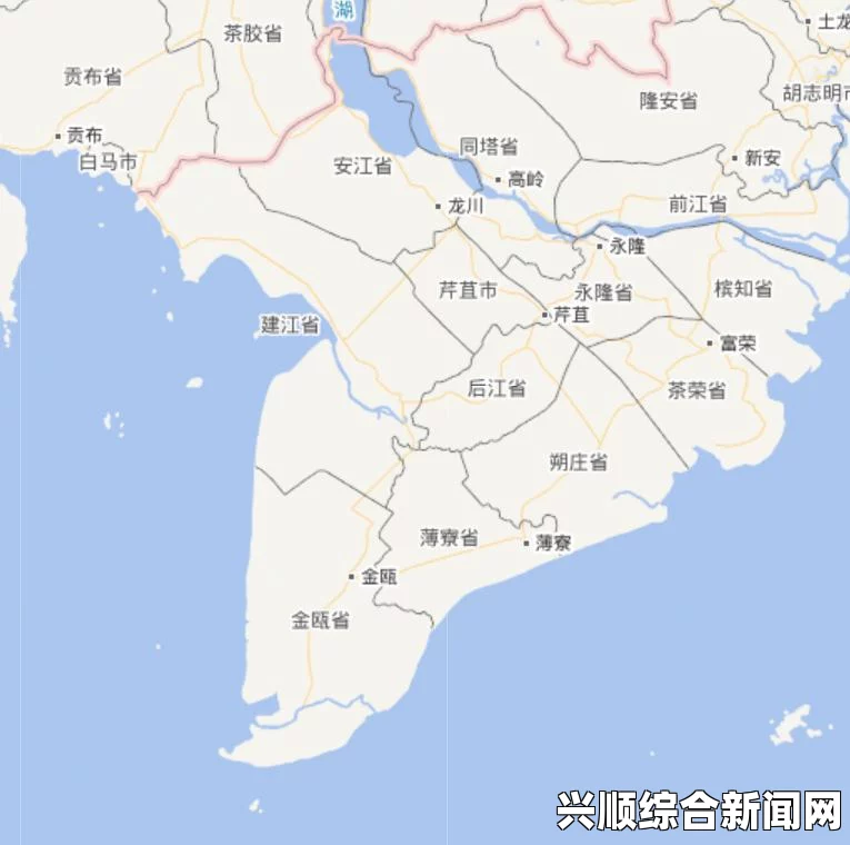 越南军方直升机在金瓯省附近海域发现长达80米的油污带