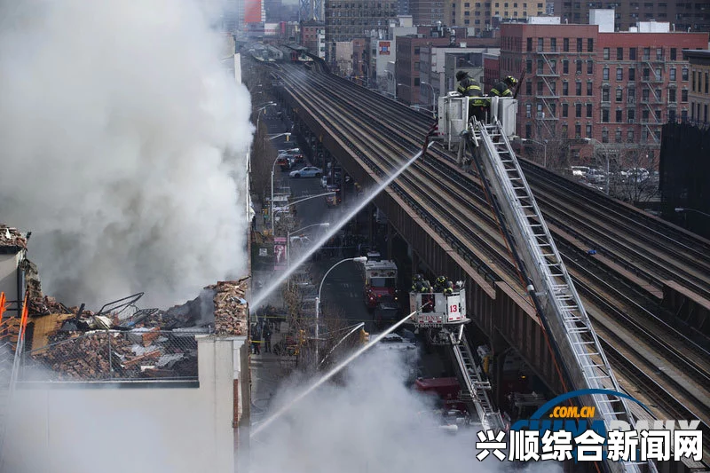 纽约曼哈顿建筑楼大爆炸事件最新照片报道