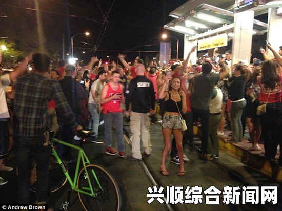 美国南加州大学生街头派对引发骚乱，至少44人受伤