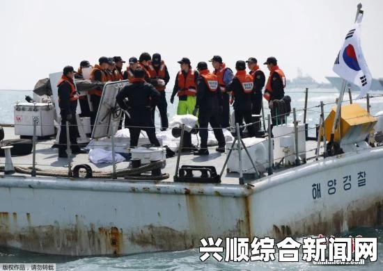 韩国载数百人沉船事故最新消息，救援行动持续进行中，已成功救助超过一百人（图文报道）
