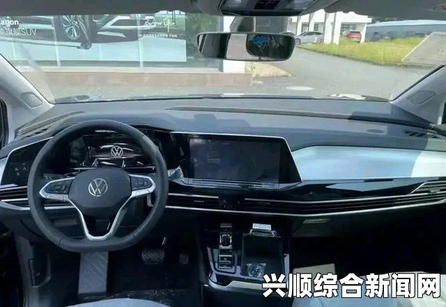 韩国岁月号客轮沉没事件，救援行动迅速展开，一名女性不幸丧生，338名学生成功获救