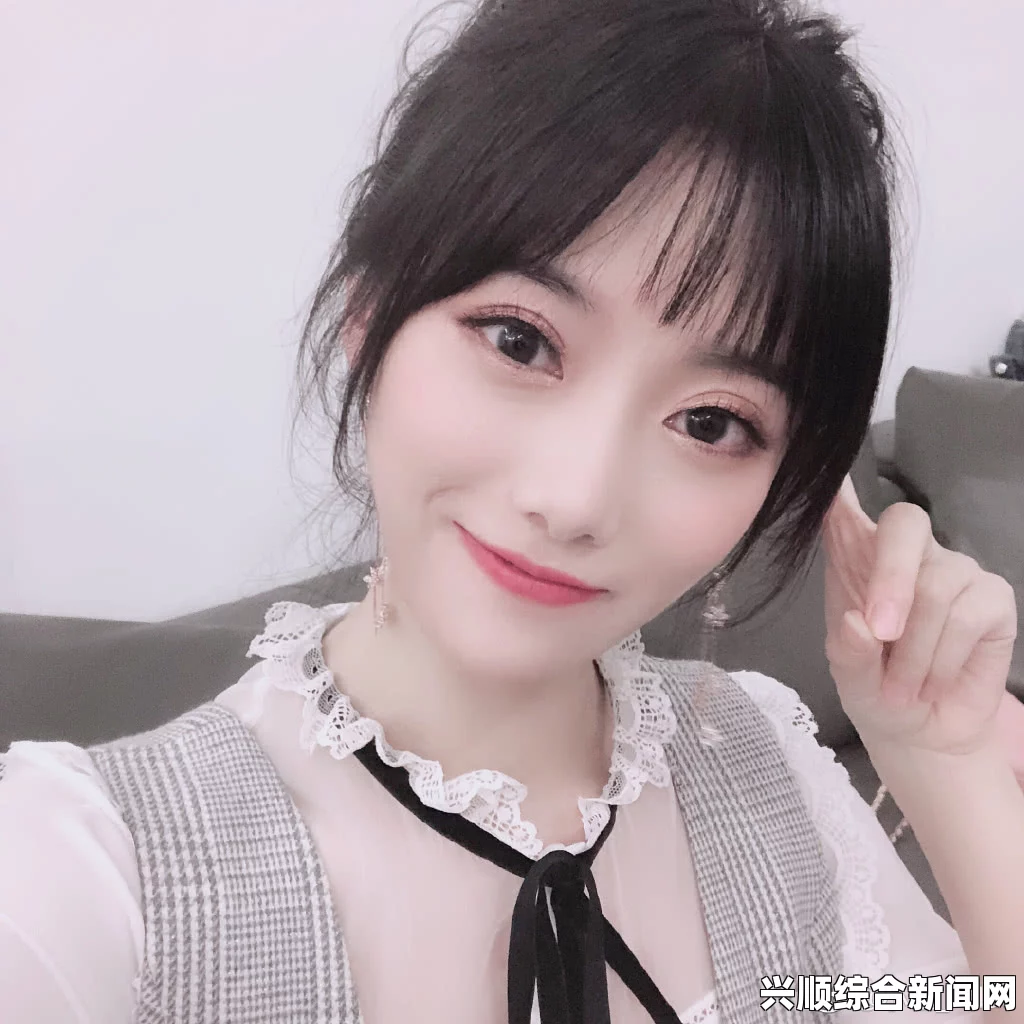 LPL美女主持私密照曝光，网友热议不断