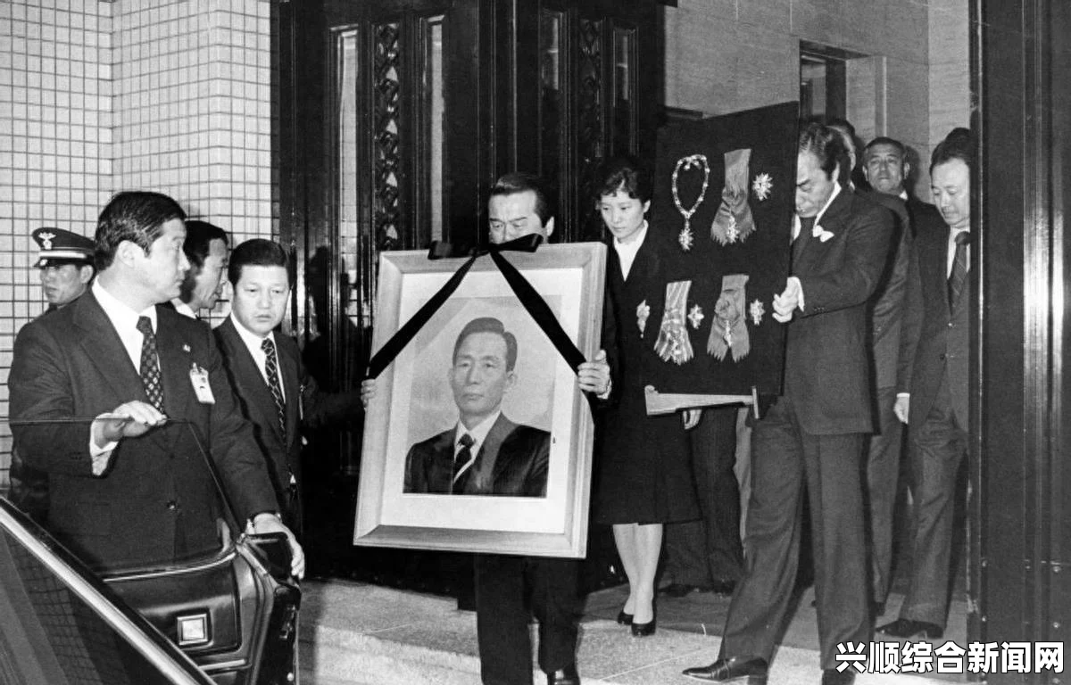 韩国总统朴槿惠支持率暴跌，救援不力引发沉船事故争议聚焦民心