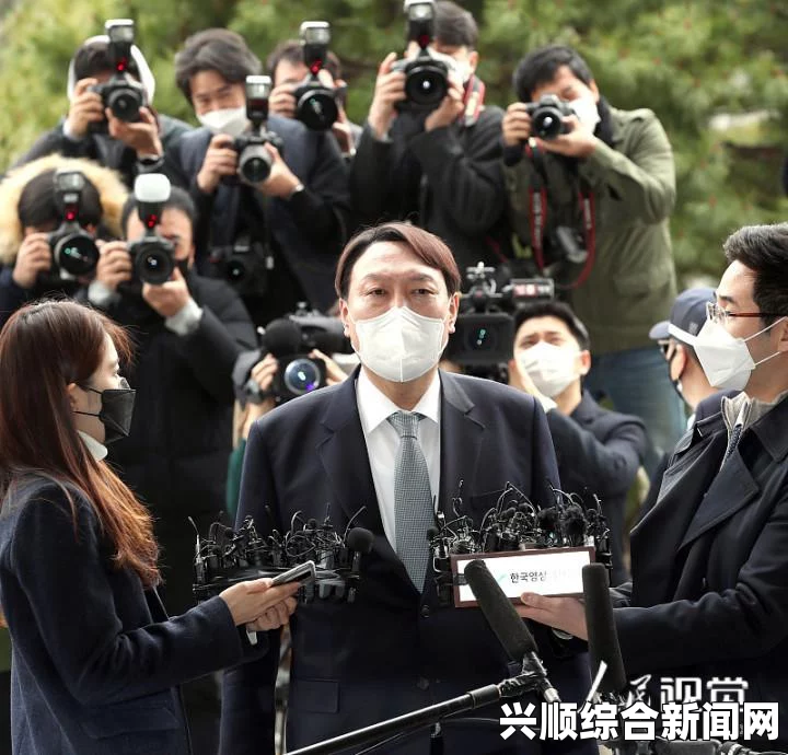 韩国总统朴槿惠支持率暴跌至60%以下，救援不力引发沉船事故争议