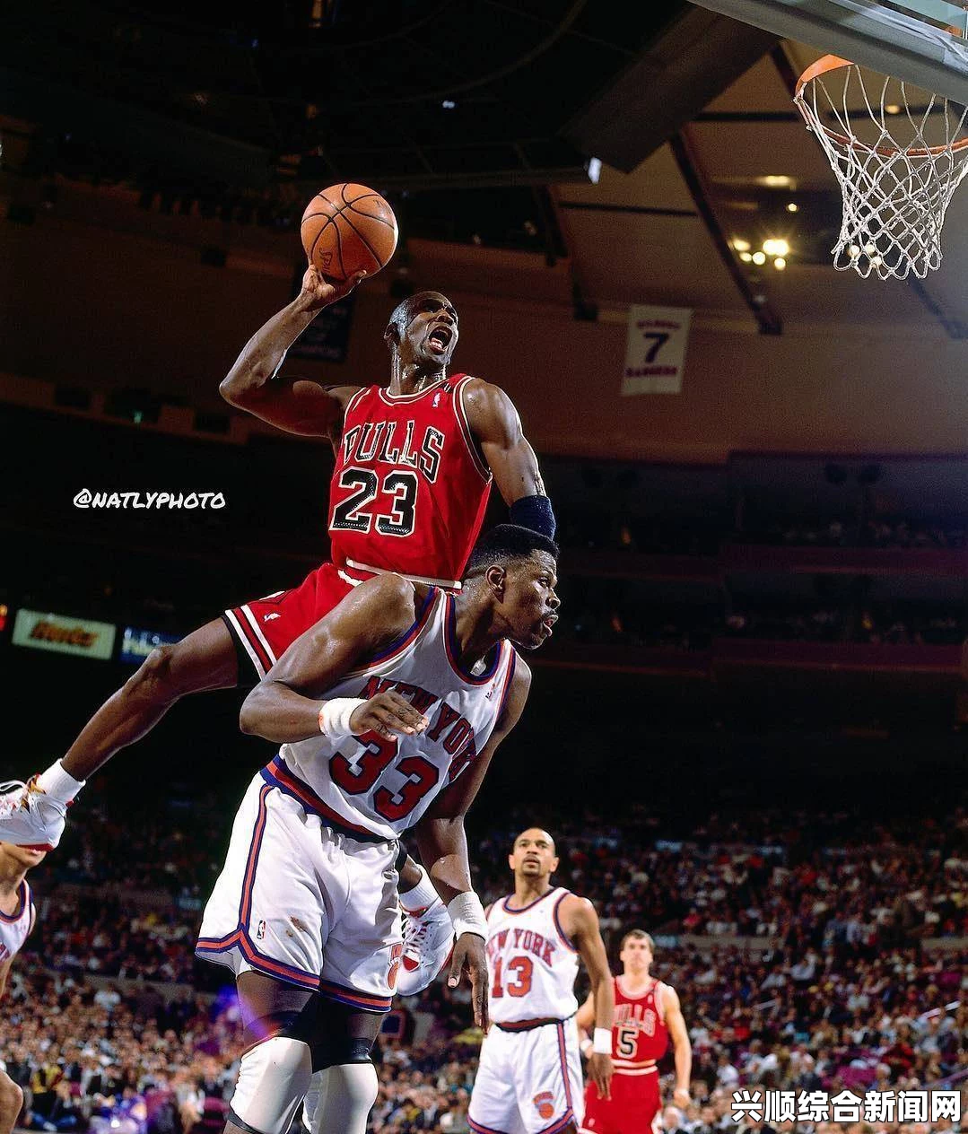 NBA 2K15乔丹德雷克斯勒灌篮动作视频教程详解
