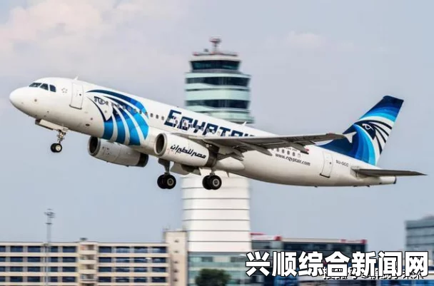 英国廉航易捷航空客机因风暴改道迫降，惊魂时刻的女乘客尖叫连连