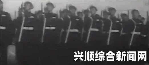 英国女警化妆舞会英勇制服歹徒瞬间，英勇行为展现卡通魅力（图文报道）