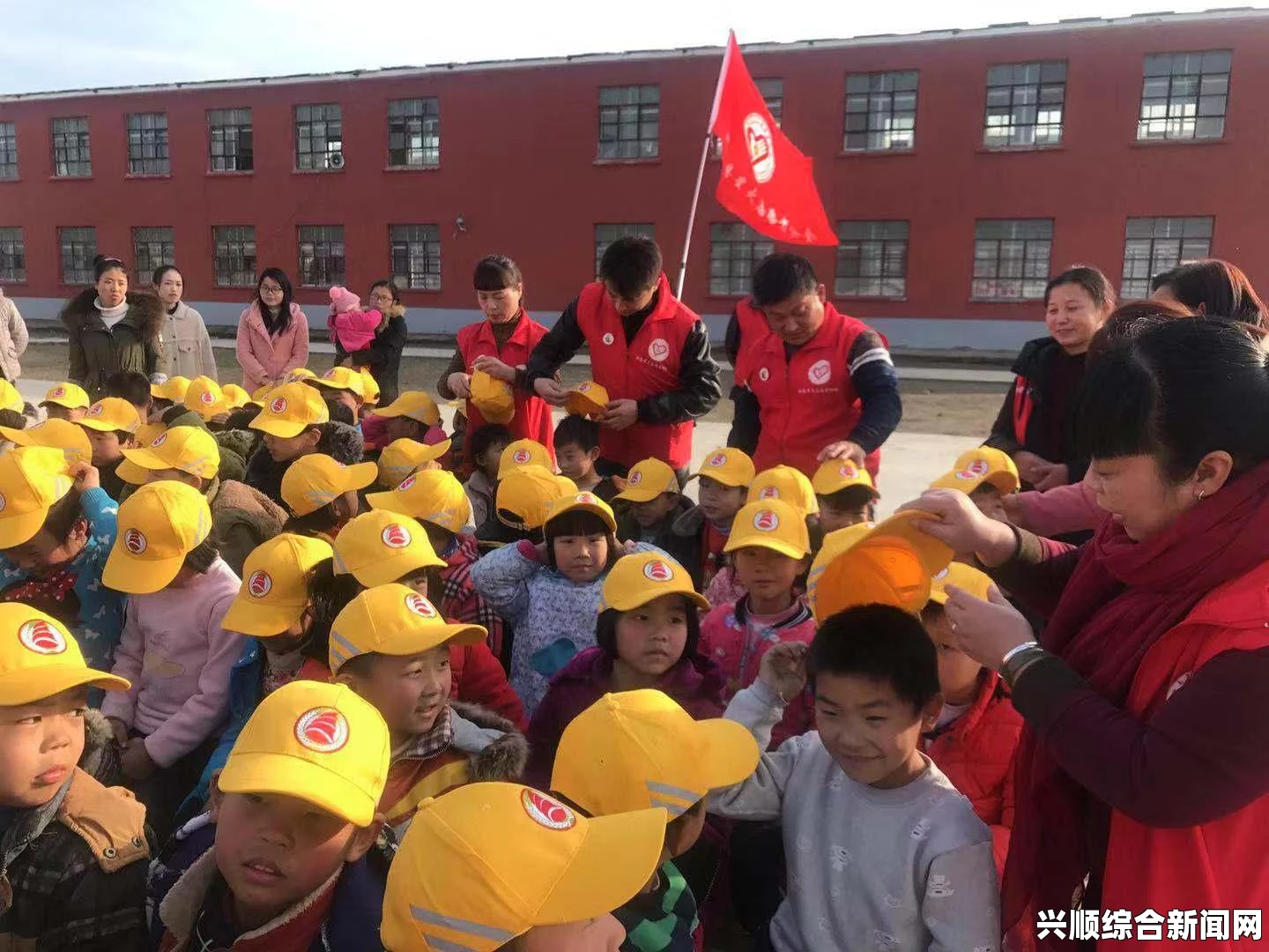 方舟，生存进化反光严重解决方法，画面太亮咋办