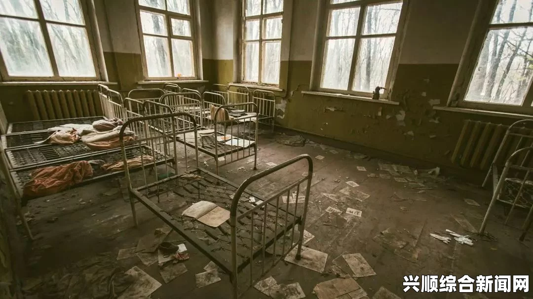哥伦比亚大学女生宿舍遭性侵事件引发抗议，学生扛起床垫要求正义