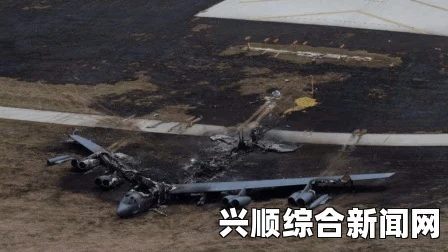 美国强风致战斗机遭殃，一架被吹翻压坏另一架受损（图）
